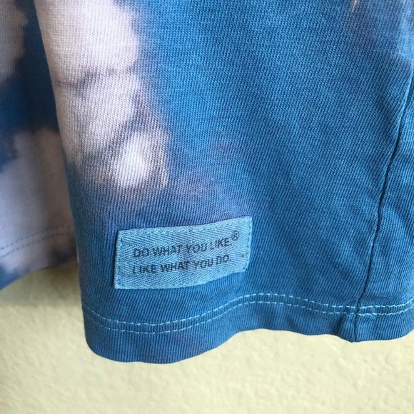 Life Is Good Shirt Tie Dye Peace Out Blue T-Shirt - Picture 3 of 6